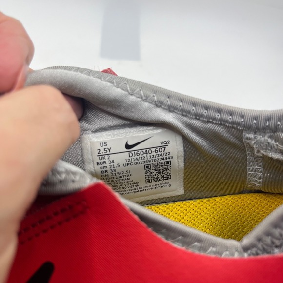 Nike Kids Red Slip On Flex Runner Easy On Just Do It Shoes Sz 2.5Y - Picture 7 of 7